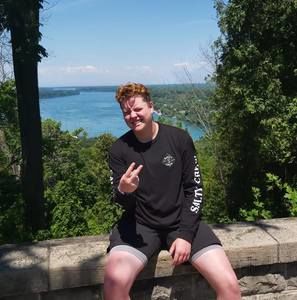 Meet your Posher, Cal